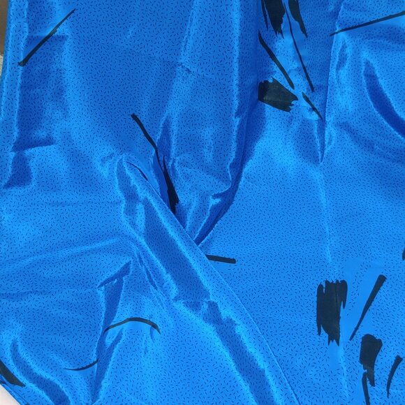 Vintage 80s Abstract Brushstroke Fabric 2.5 Yards Deadstock Made in Japan Poly - Picture 4 of 5